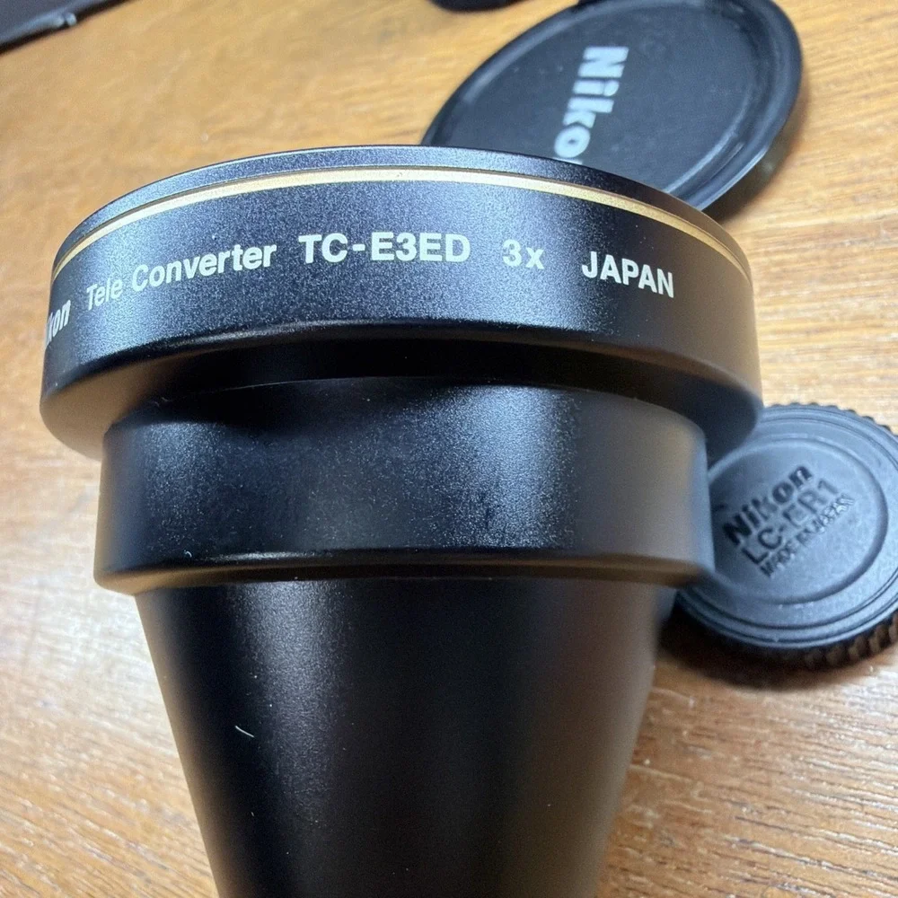 Nikon Tele Converter TC-E3ED 3X Near Mint - black with material cover PRE-OWNED